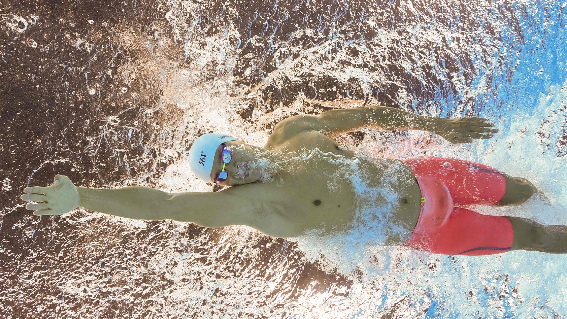 九游游戏中心-弗朗索瓦·斯图尔特：精准的传球和巧妙的跑位让南非队攻防不缺